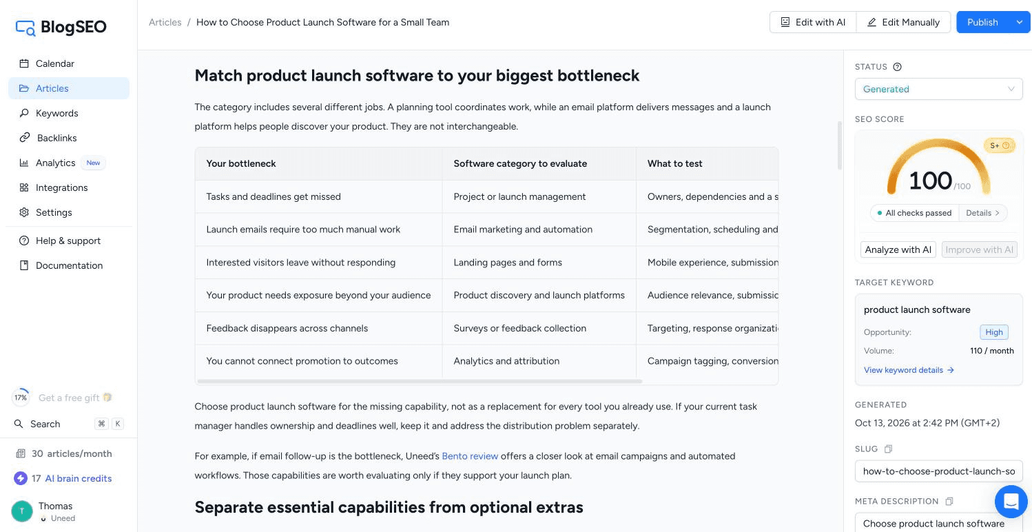 Inside the article: a comparison table, followed by a contextual internal link to an existing review on the Uneed blog.